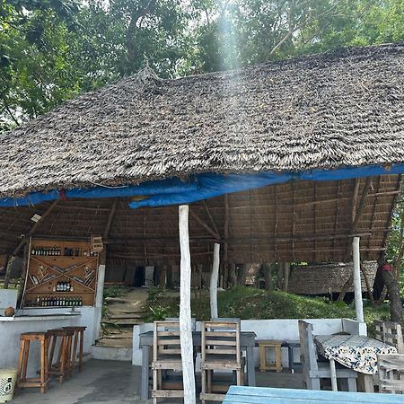 Maweni Beach Bungalows Kilindoni Bagian luar foto