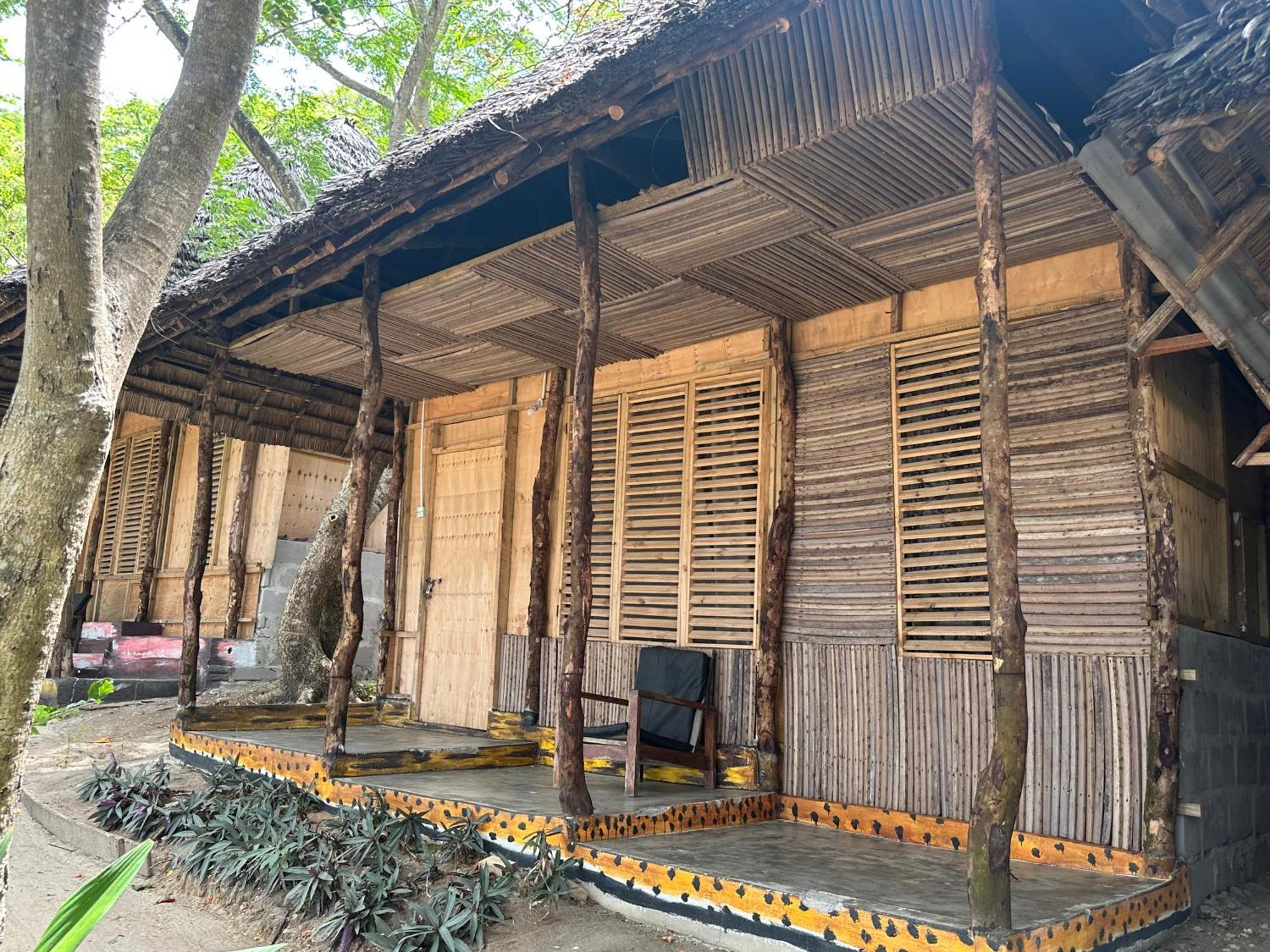 Maweni Beach Bungalows Kilindoni Bagian luar foto