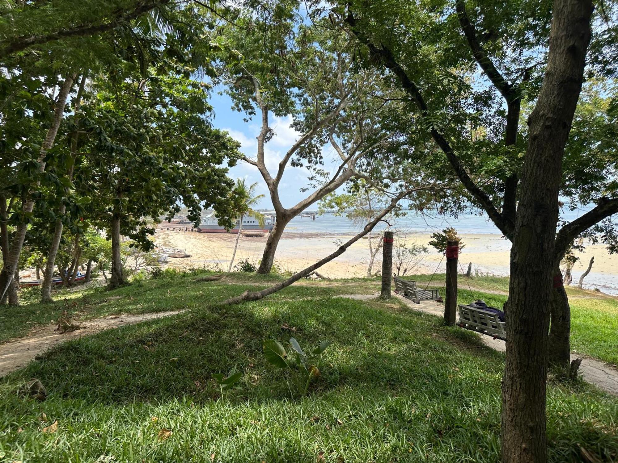 Maweni Beach Bungalows Kilindoni Bagian luar foto
