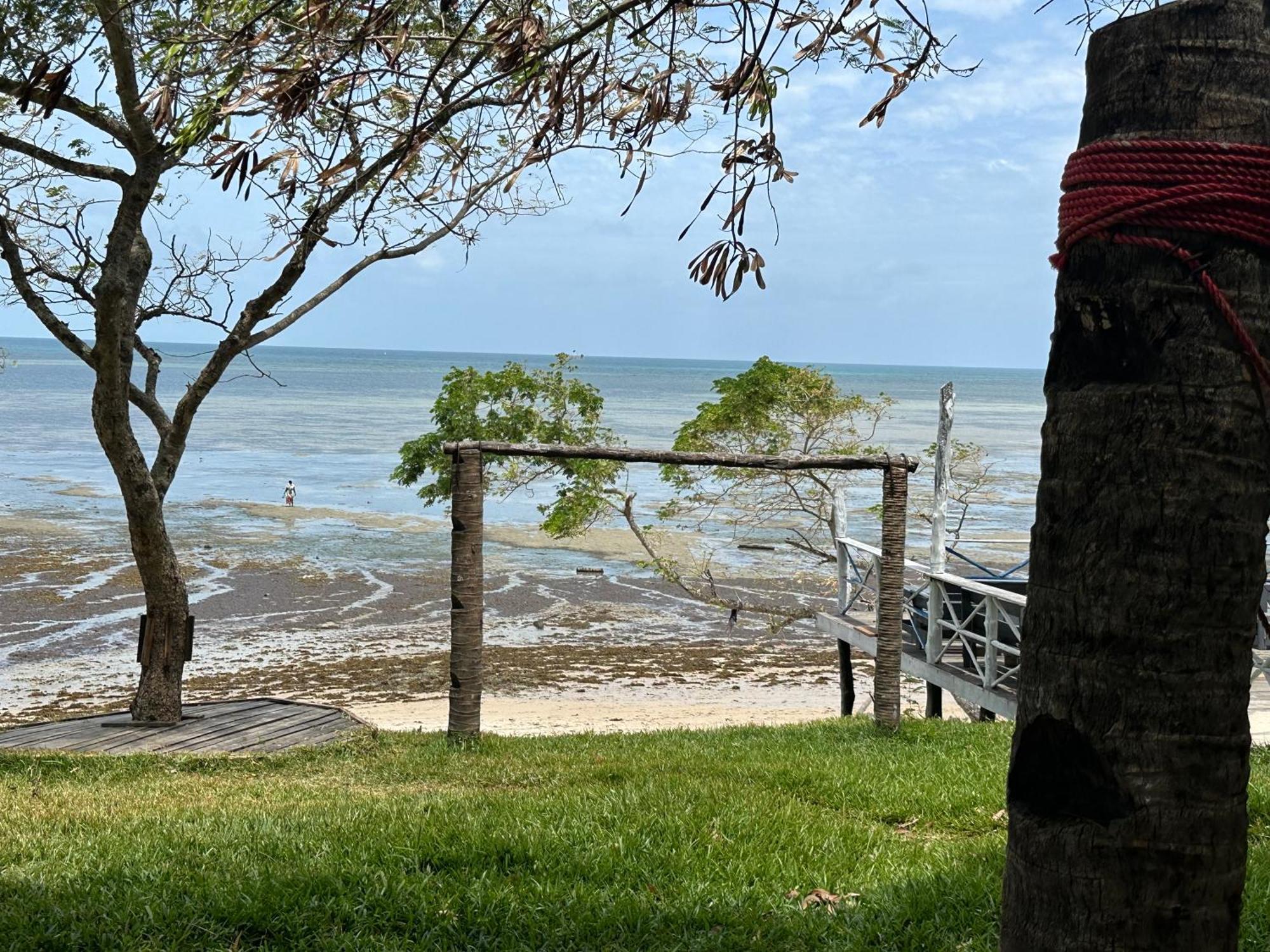 Maweni Beach Bungalows Kilindoni Bagian luar foto